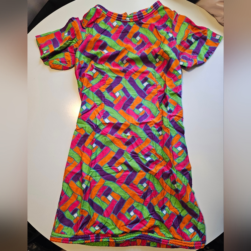 Vintage Go GO Dress by Park East/Swirl (Small)